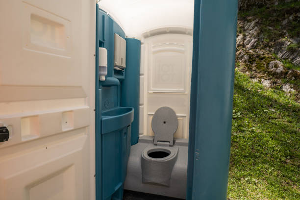 Best Construction Site Portable Toilets  in Friendswood, TX