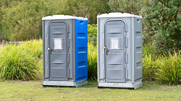 Best VIP or Luxury Restroom Trailers  in Friendswood, TX